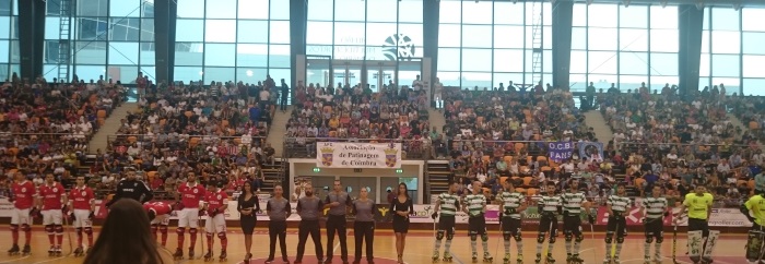 Final da Elite CUP com 3 equipas de Lisboa, SL Benfica, Sporting e equipa de arbitragem.